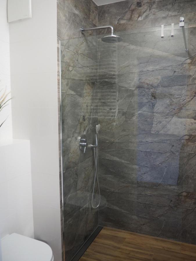 J&W Apartament Nad Motlawa กดัญสก์ ภายนอก รูปภาพ
