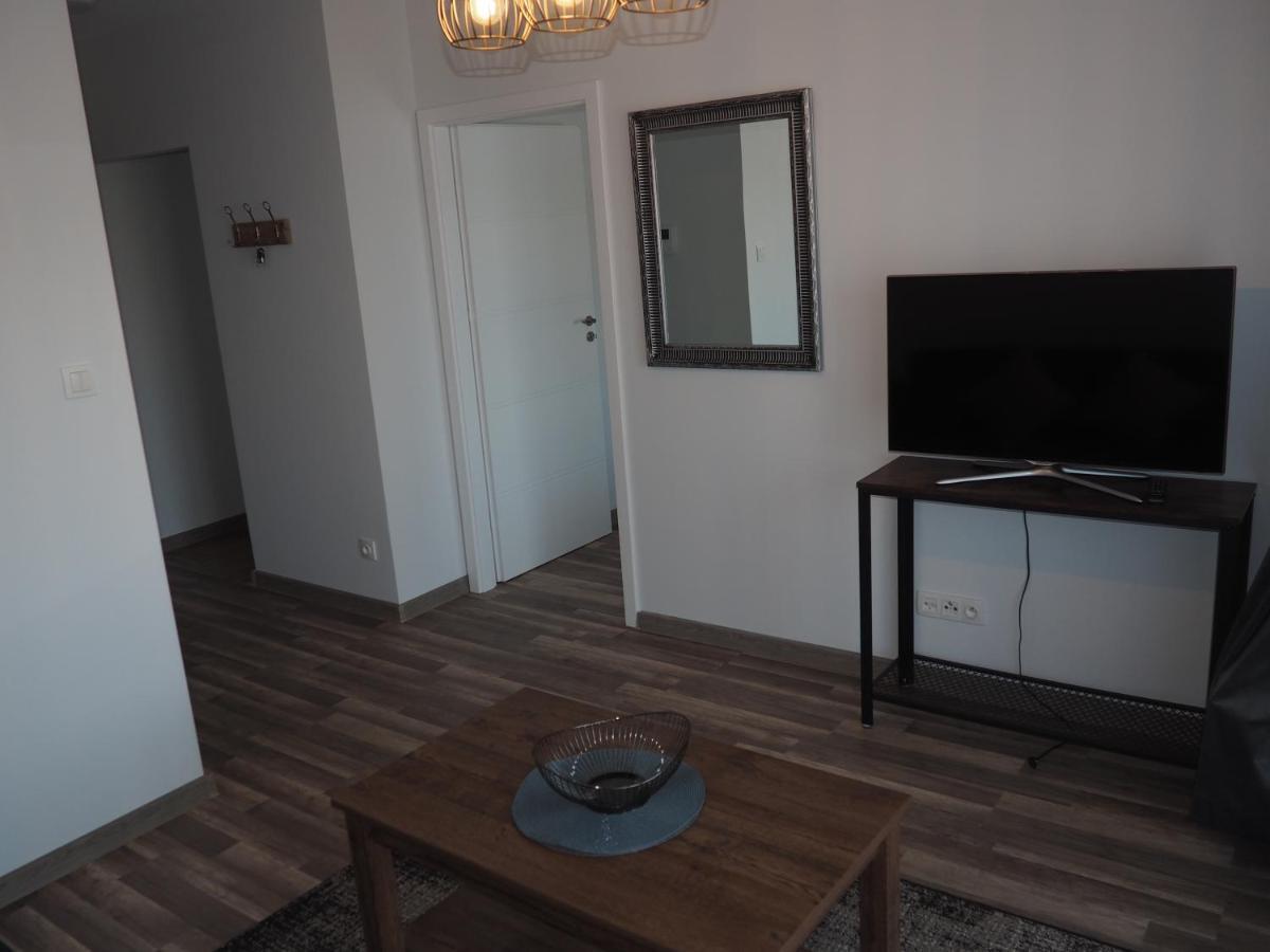 J&W Apartament Nad Motlawa กดัญสก์ ภายนอก รูปภาพ